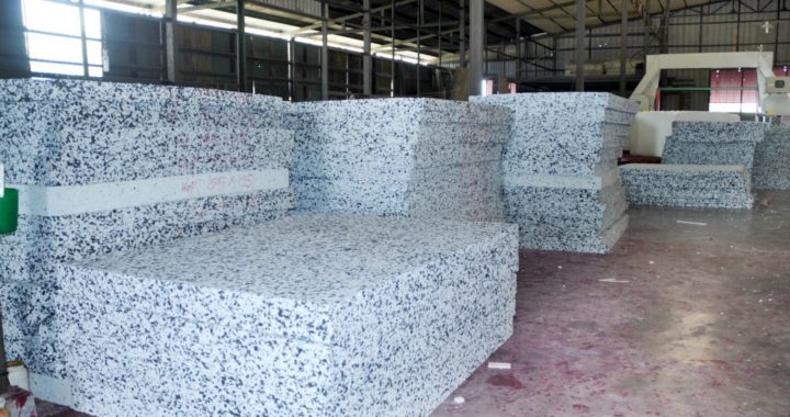 Nệm mút ép tái sinh